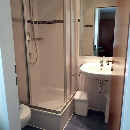 Heinz Hotel 4*