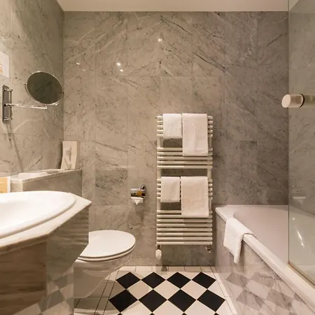 Heinz 4* Höhr-Grenzhausen