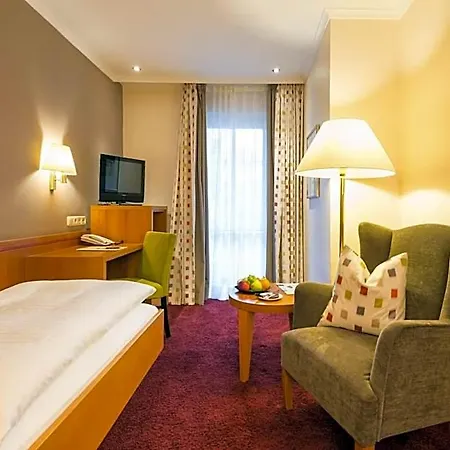 Hotell Heinz 4*